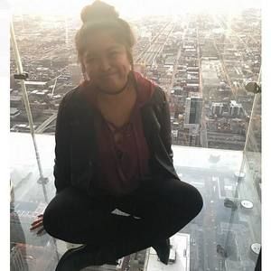 Meet your Posher, Crystal